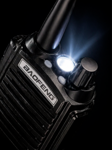 Рация Baofeng UV-82 5W с гарнитурой черная